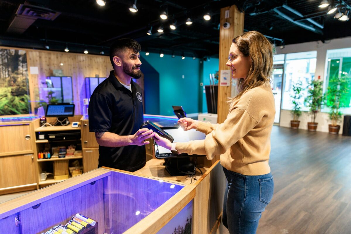 Contact cannabis clinic LA